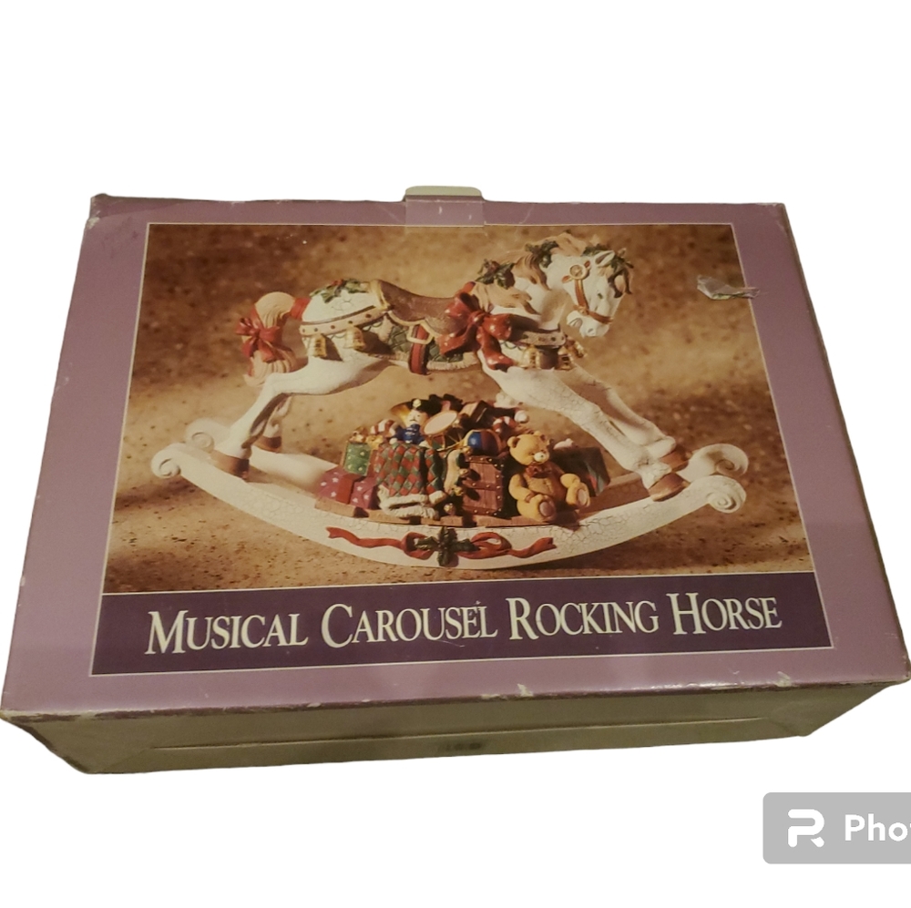 Classic Vintage Treasures Musical Carousel Rocking Horse Greensleeves Melody - Picture 3 of 3